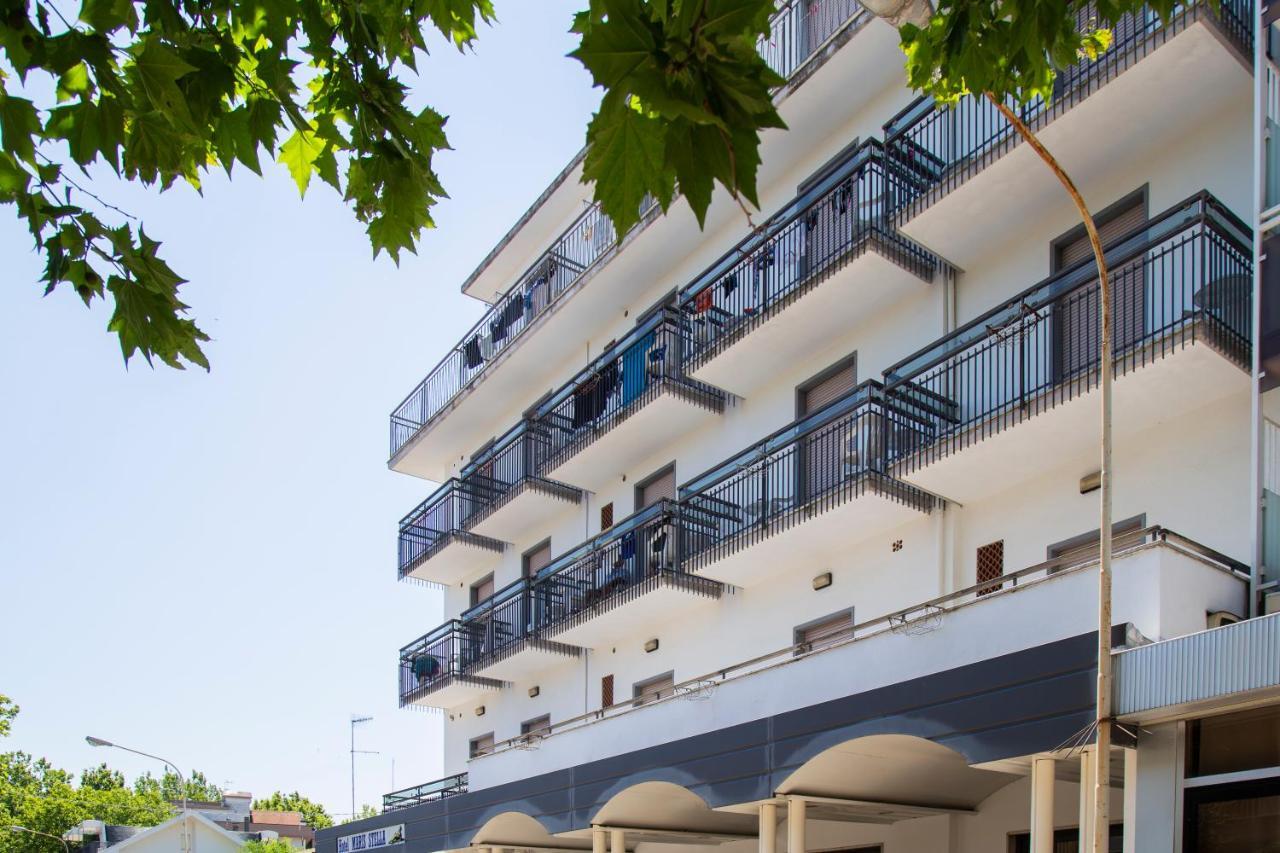 Hotel Maris Stella Риччоне Екстер'єр фото